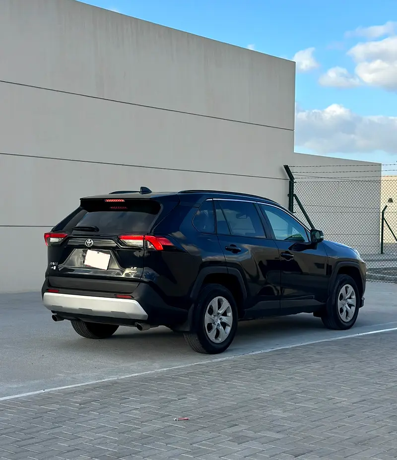 RAV4 PETROL V4 FULLY AUTO - Image 4