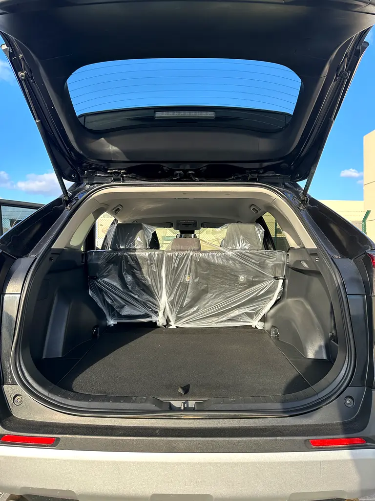 RAV4 PETROL V4 FULLY AUTO - Image 8