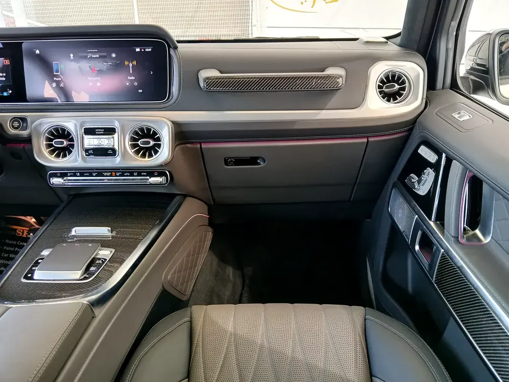 2025 Mercedes-Benz G-Class G 63 AMG - Japanese Specs - Image 11