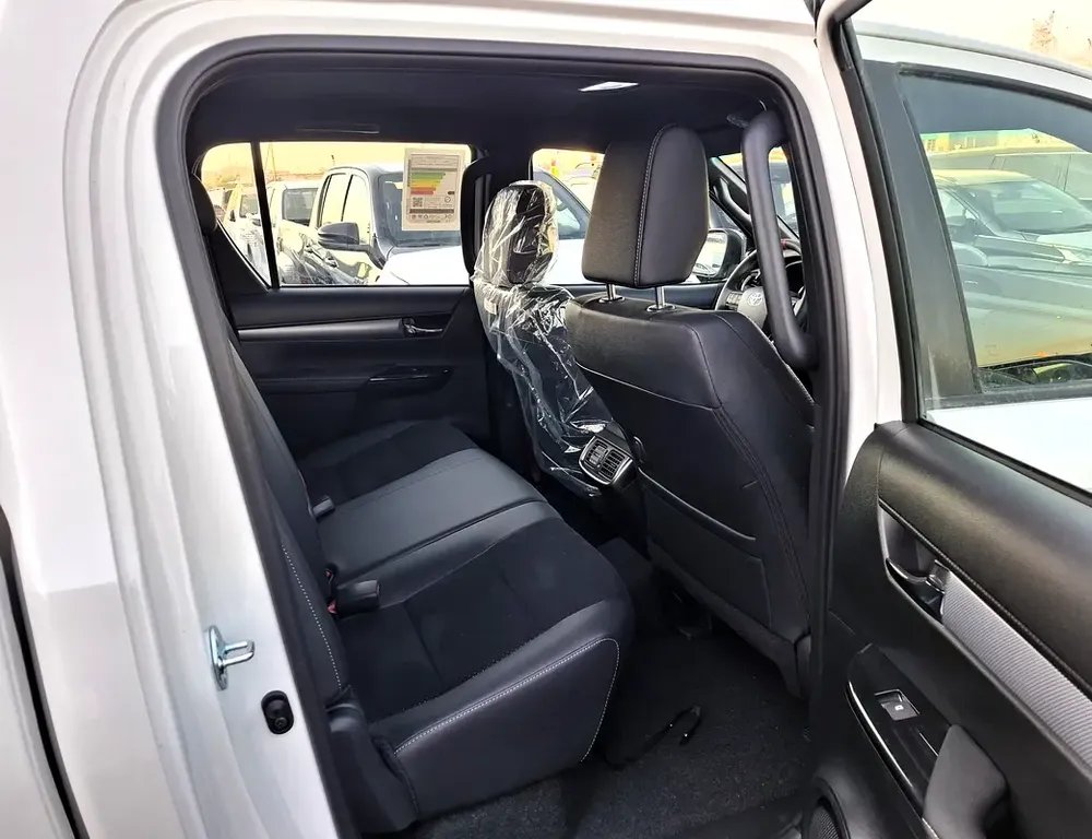 Toyota Hilux GR 4.0L 2026 AT White Petrol Oman Spec with Compressor (Export Only) - Image 16