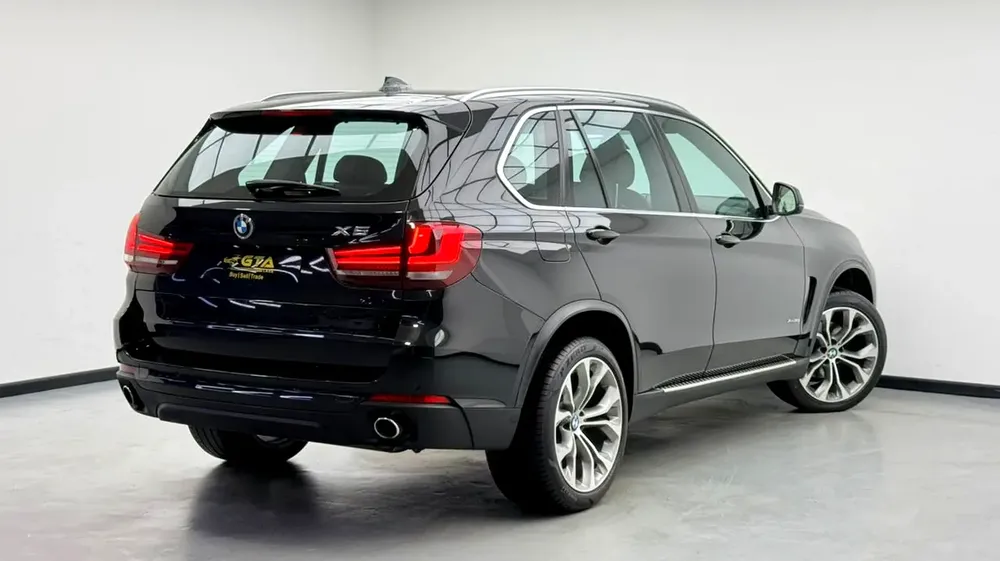 2016 BMW X5 xDrive35i Exclusive, Full Service History, 7 Seater, Excellent condition, GCC - Image 4