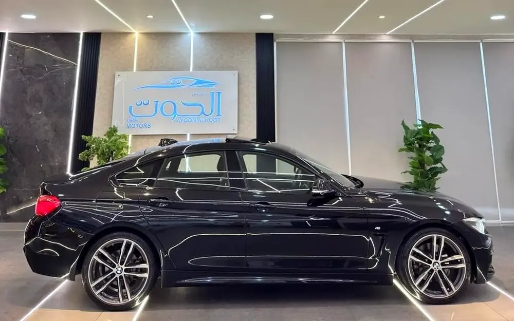 LOVELY M- KIT BMW 430i || TOP RANGE || AMAZING CONDITION || LOW MILEAGE || GCC SPECS - Image 11