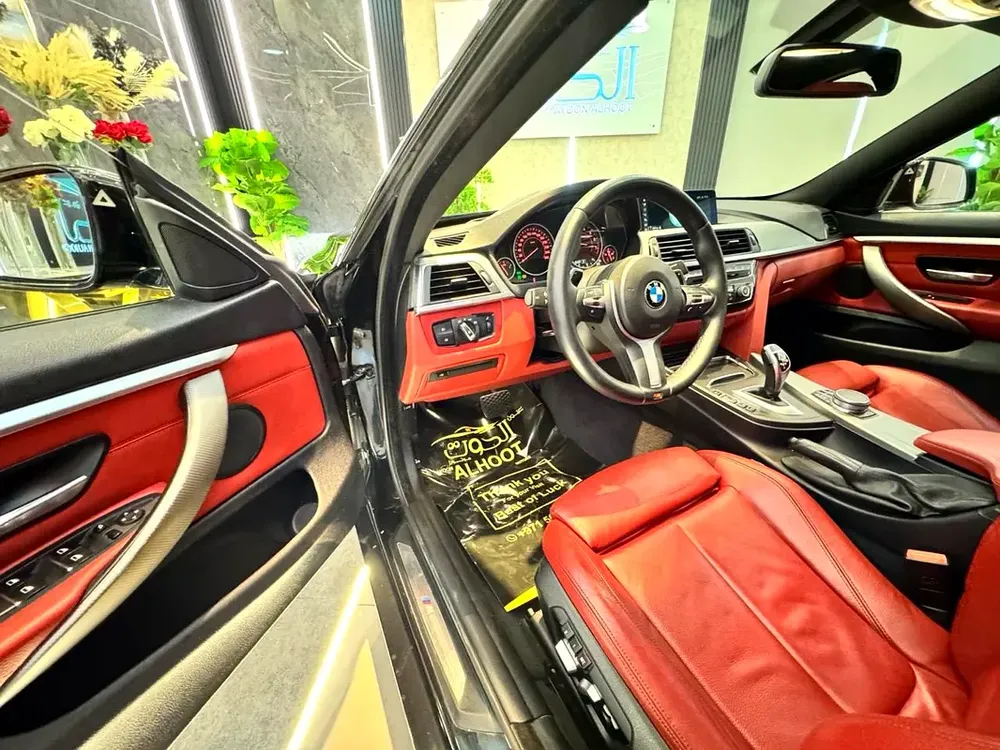 LOVELY M- KIT BMW 430i || TOP RANGE || AMAZING CONDITION || LOW MILEAGE || GCC SPECS - Image 17