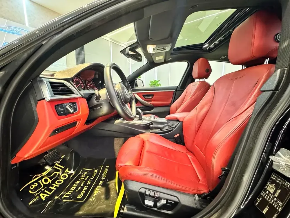 LOVELY M- KIT BMW 430i || TOP RANGE || AMAZING CONDITION || LOW MILEAGE || GCC SPECS - Image 18