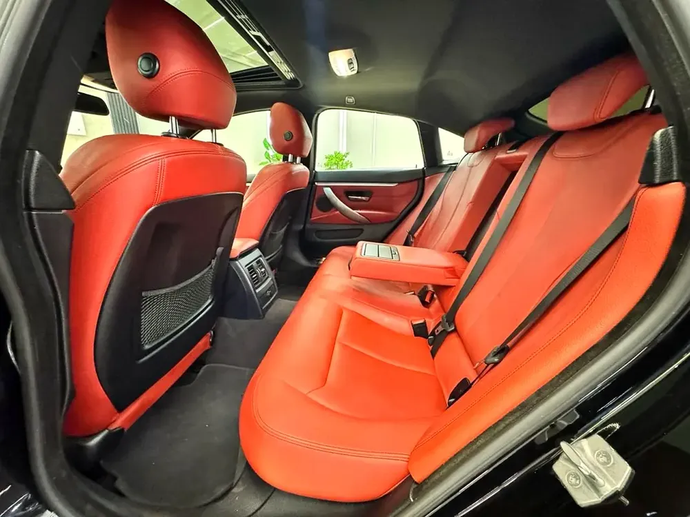 LOVELY M- KIT BMW 430i || TOP RANGE || AMAZING CONDITION || LOW MILEAGE || GCC SPECS - Image 20