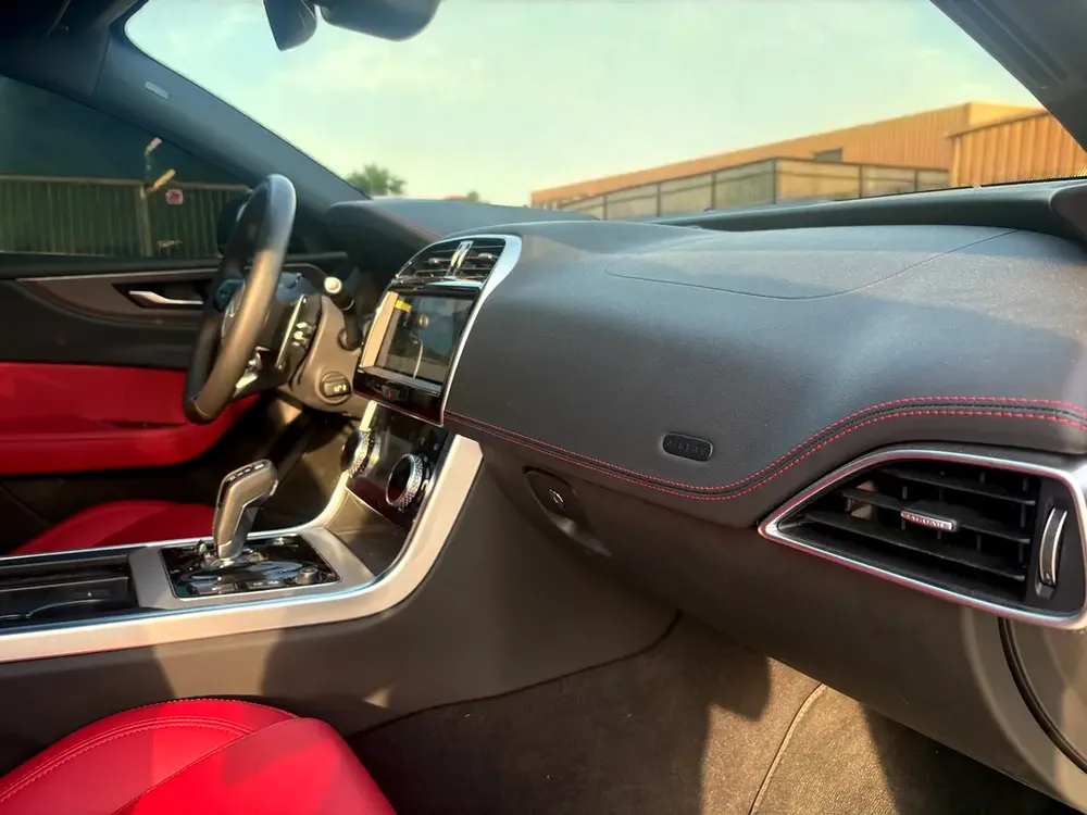 1,580 P.M | 0% DOWN PAYMENT | JAGUAR XEL S P250  | 2.0T I4 – 250 BHP - Image 12
