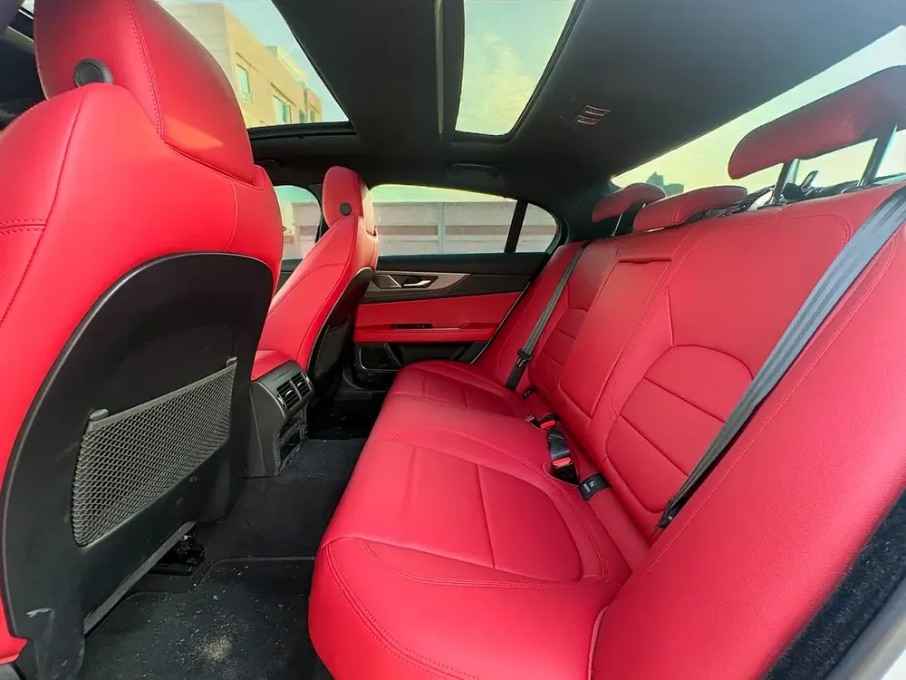 1,580 P.M | 0% DOWN PAYMENT | JAGUAR XEL S P250  | 2.0T I4 – 250 BHP - Image 18