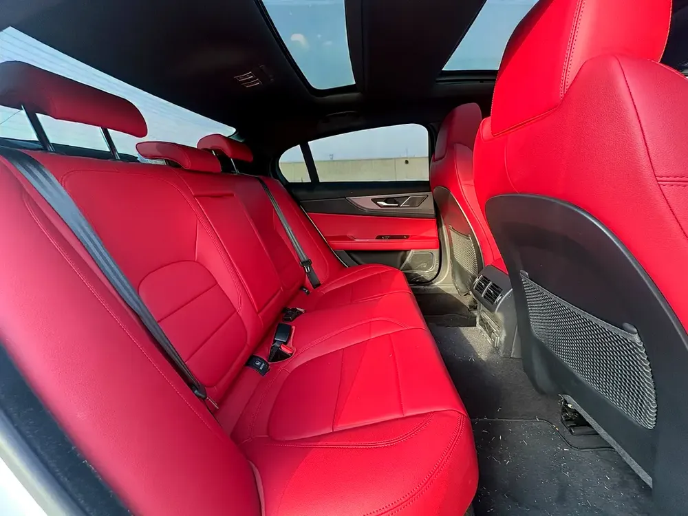 1,580 P.M | 0% DOWN PAYMENT | JAGUAR XEL S P250  | 2.0T I4 – 250 BHP - Image 19