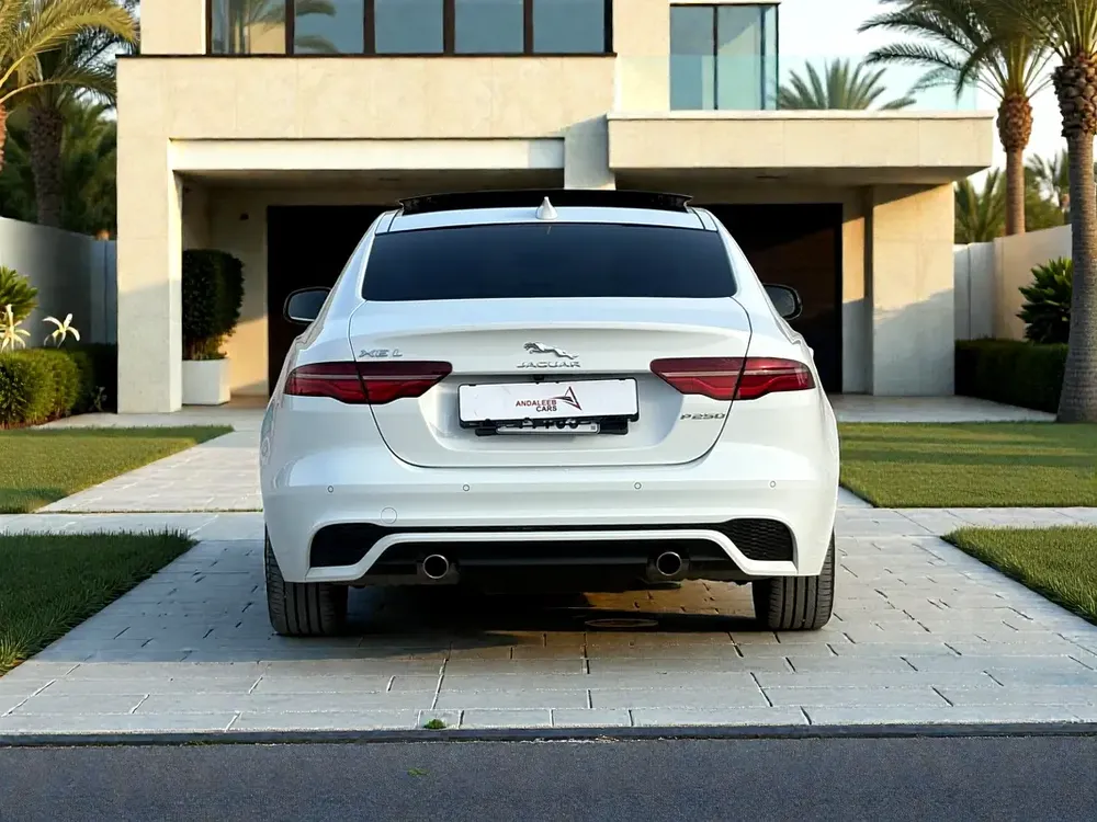 1,580 P.M | 0% DOWN PAYMENT | JAGUAR XEL S P250  | 2.0T I4 – 250 BHP - Image 4