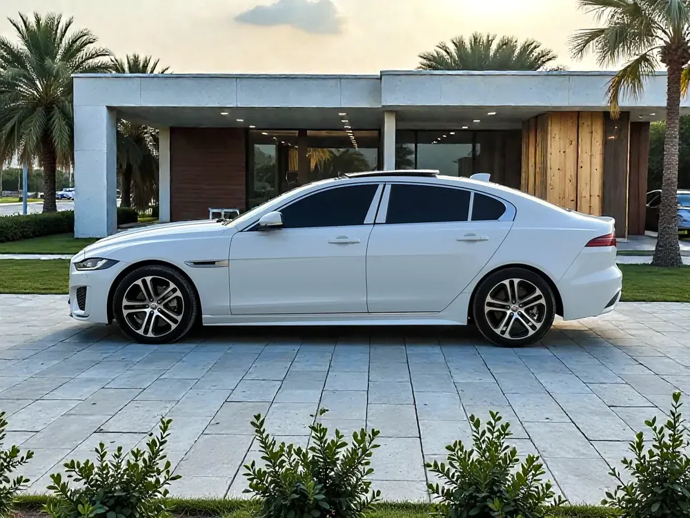 1,580 P.M | 0% DOWN PAYMENT | JAGUAR XEL S P250  | 2.0T I4 – 250 BHP - Image 6