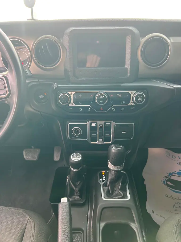 Jeep Wrangler Sport 2018 | GCC Specs | Excellent Condition - Image 17