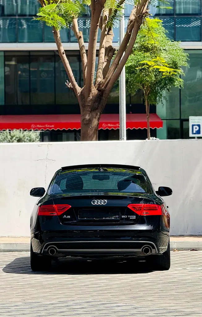 2015 AUDI A5 S-LINE GCC SPECS IN EXCELLENT CONDITION - Image 4