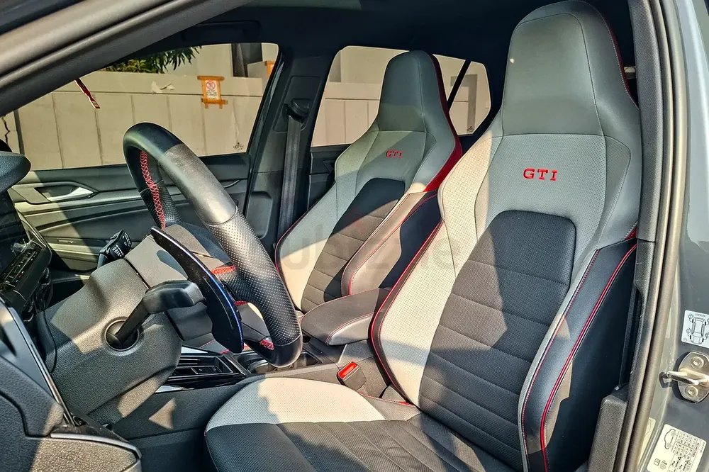 AED 1869/month | 2023 Volkswagen Golf GTI P2 | GCC Specs | Ref#355038 - Image 11