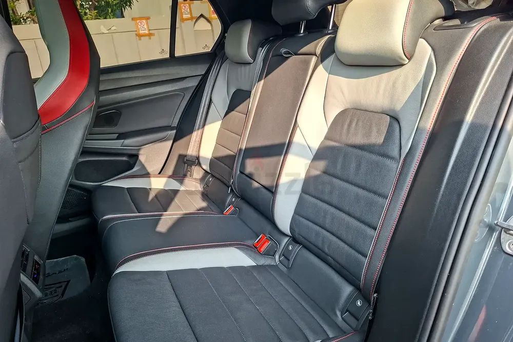 AED 1869/month | 2023 Volkswagen Golf GTI P2 | GCC Specs | Ref#355038 - Image 12