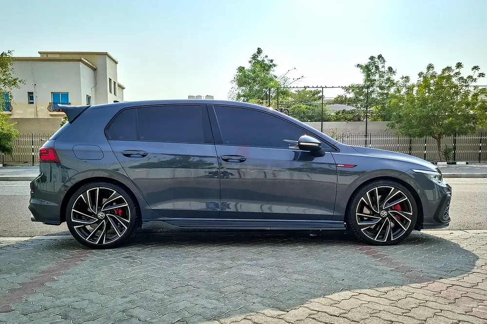 AED 1869/month | 2023 Volkswagen Golf GTI P2 | GCC Specs | Ref#355038 - Image 4