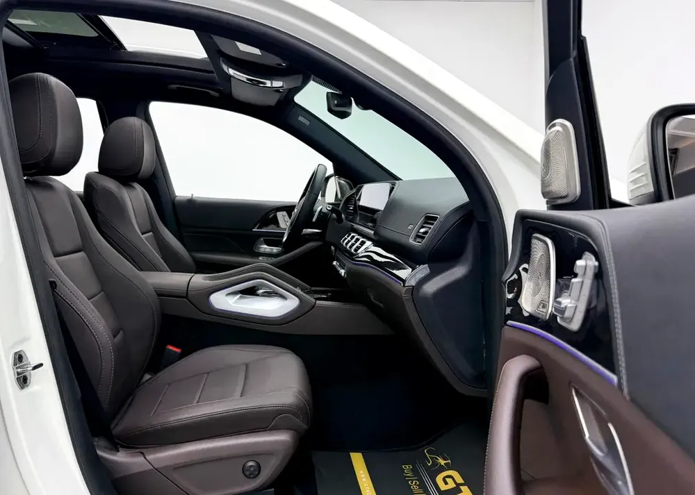 2023 Mercedes Benz GLS450 4Matic, 2028 MB Warranty + Service Pack, Full MB Service History, GCC - Image 10