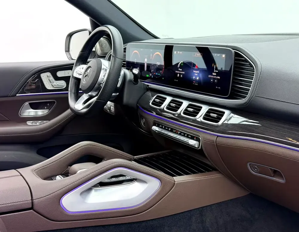 2023 Mercedes Benz GLS450 4Matic, 2028 MB Warranty + Service Pack, Full MB Service History, GCC - Image 8