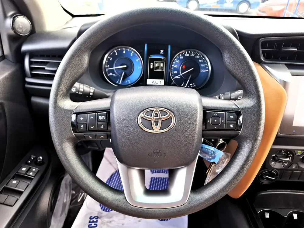 Toyota Fortuner 2.7L 2026 Black Petrol (Export Only) - Image 19