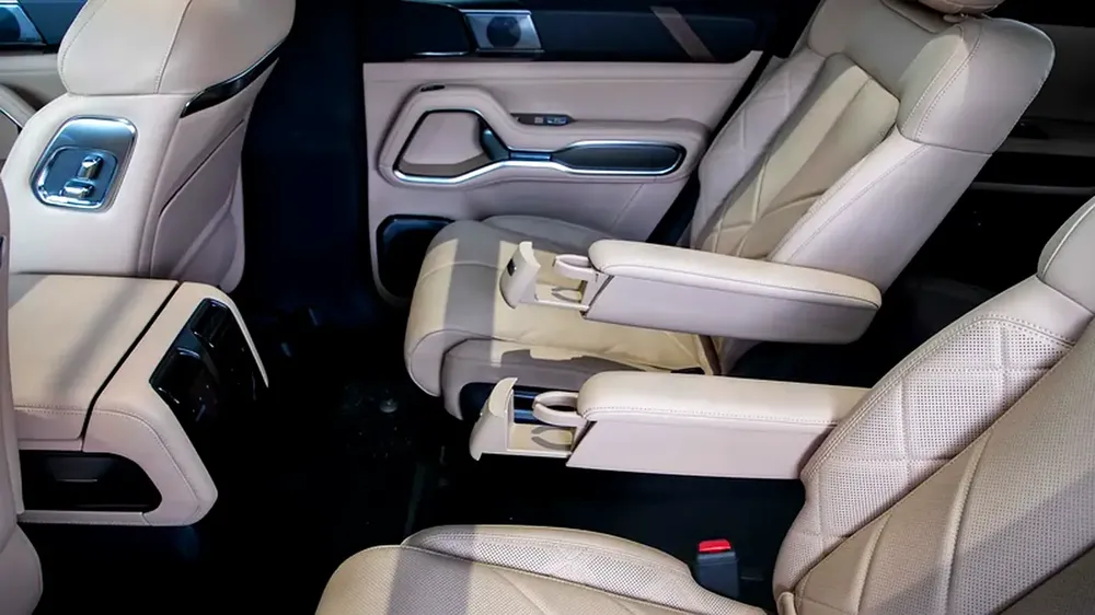 BYD | LEOPARD 8 FLAGSHIP | 2025 - Image 10