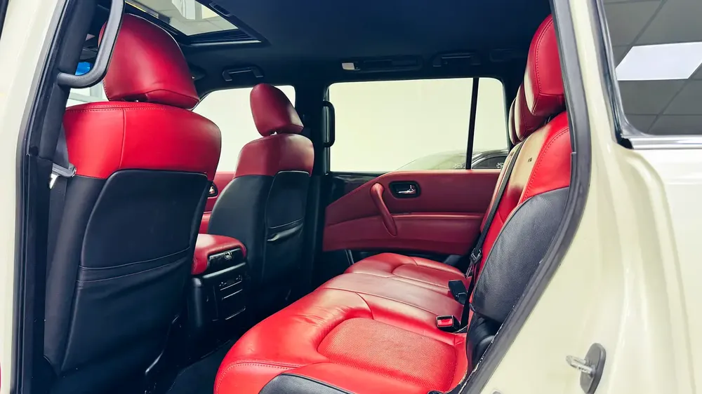 2016 Nissan Patrol SE V8 1st Owner From Agency - Image 11
