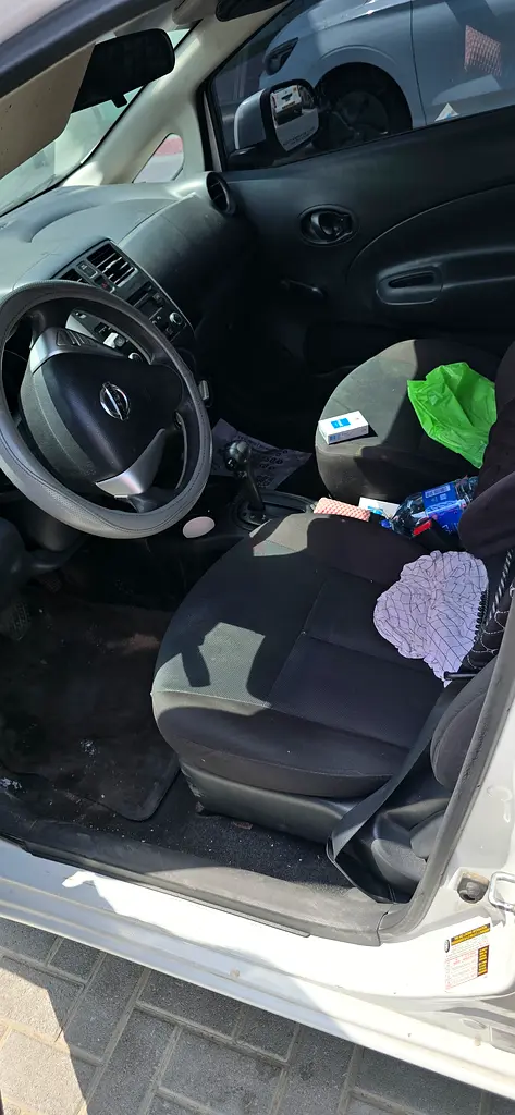 Nissan Versa Note 2015 GCC Specs - Well Maintained Hatchback - Image 7