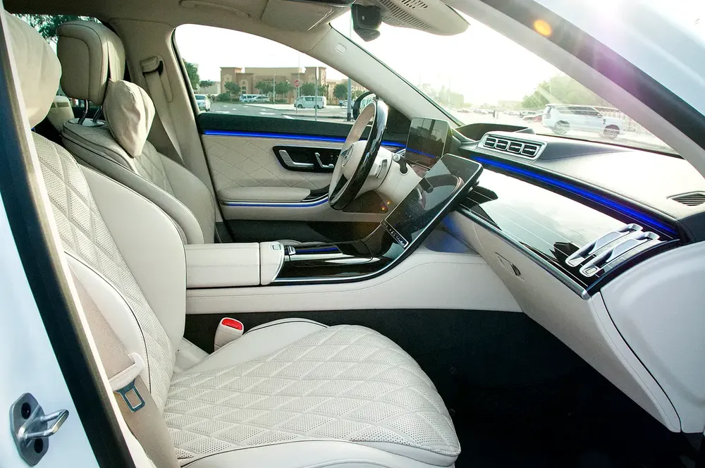 2024 Mercedes-Benz S 500 4Matic | GCC Specs | Gargash Warranty And Service Contract - Image 10