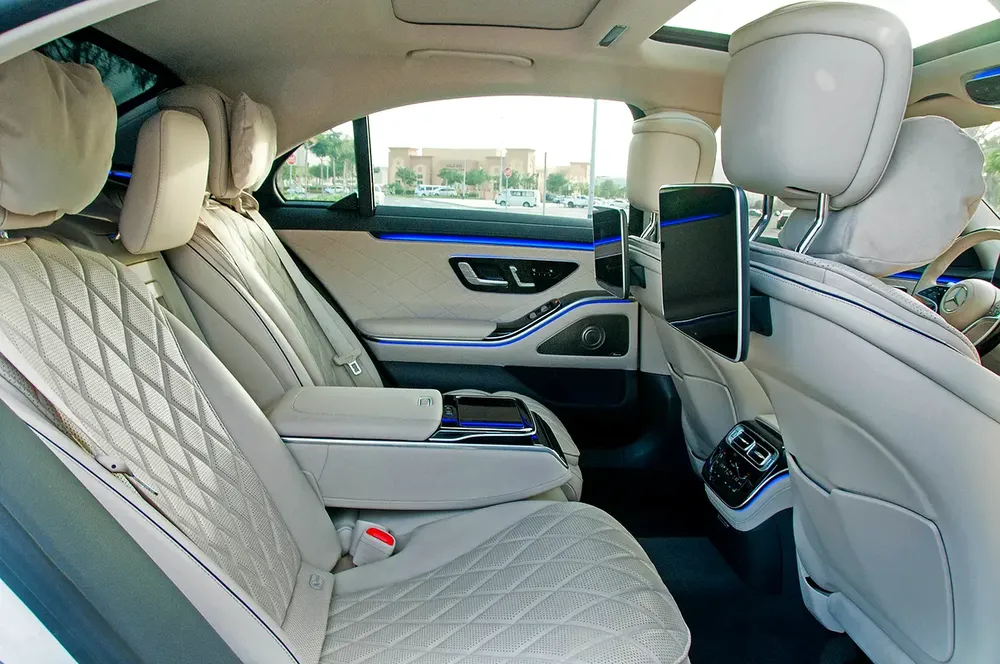 2024 Mercedes-Benz S 500 4Matic | GCC Specs | Gargash Warranty And Service Contract - Image 11