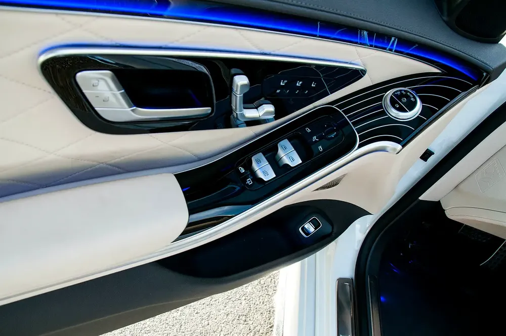2024 Mercedes-Benz S 500 4Matic | GCC Specs | Gargash Warranty And Service Contract - Image 17