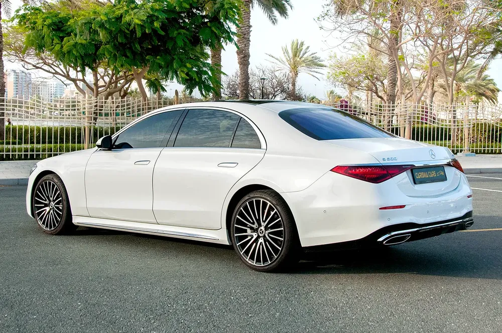 2024 Mercedes-Benz S 500 4Matic | GCC Specs | Gargash Warranty And Service Contract - Image 4