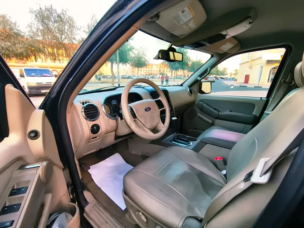 Ford Explorer 2007 Base GCC Specs - Image 4