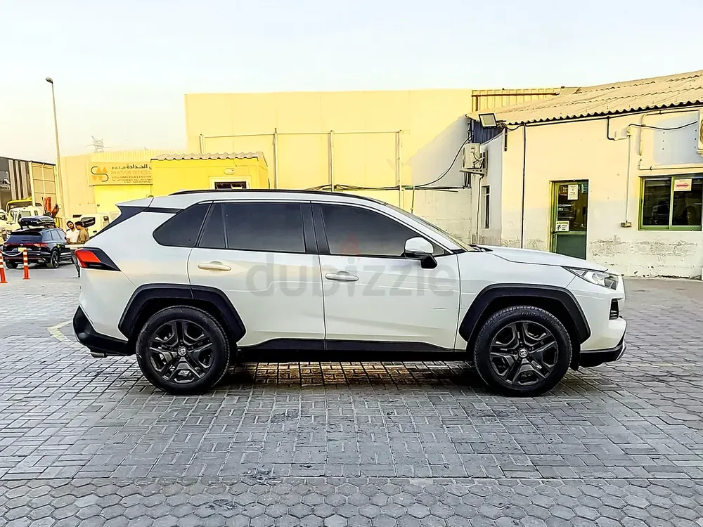 AED 1672/month | 2024 Toyota Rav 4 Adventure | GCC Specs | Ref#467161 - Image 4