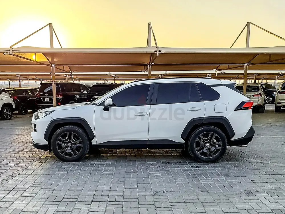 AED 1672/month | 2024 Toyota Rav 4 Adventure | GCC Specs | Ref#467161 - Image 5