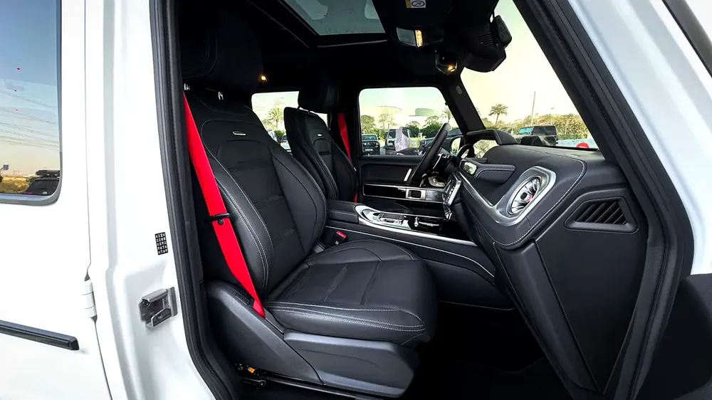2025 | Mercedes G63 2025 | 3K KM only | Warranty | DoubleNP | White - Image 15