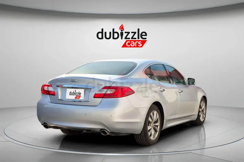 AED 880/month | 2015 Infiniti Q70 Luxury | GCC Specs | Ref#376536 - Image 6