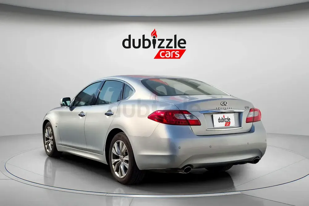 AED 880/month | 2015 Infiniti Q70 Luxury | GCC Specs | Ref#376536 - Image 8