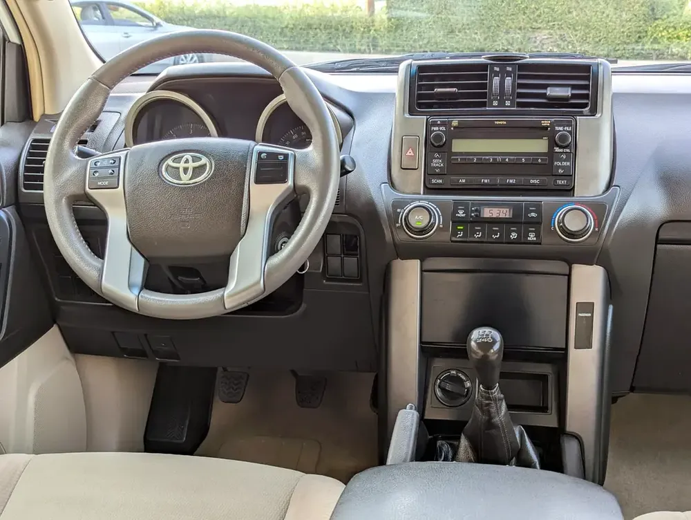 DIESEL Toyota Prado TX 2012 -V4 3.0L- Well Maintained - Image 9