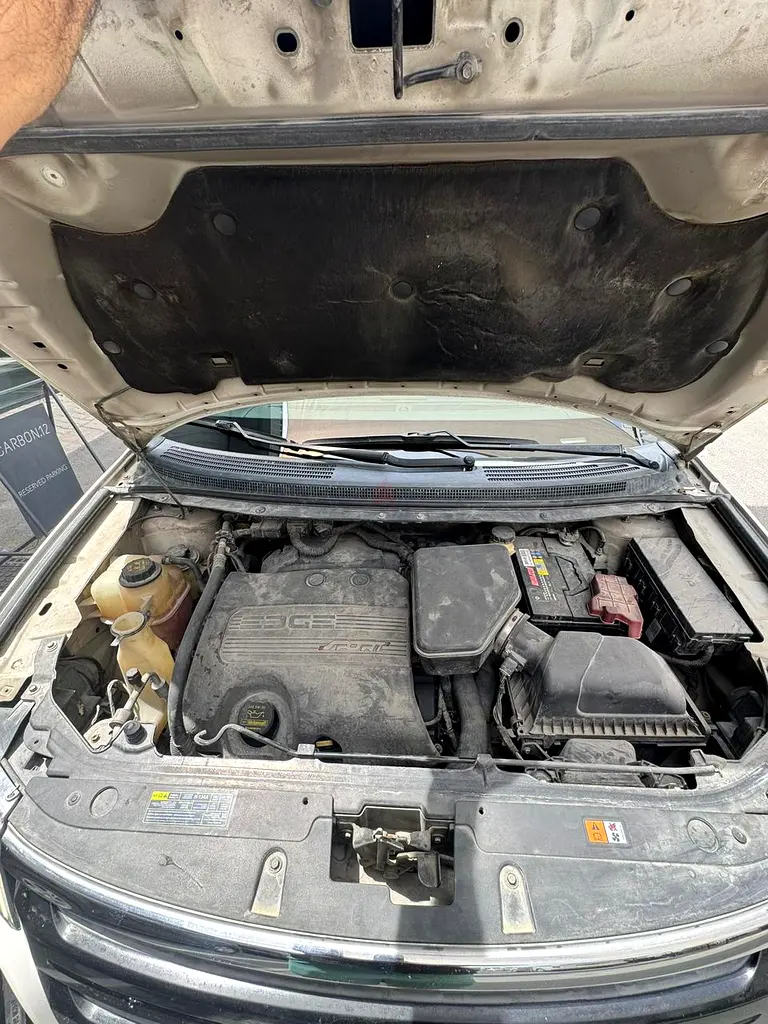 Ford Edge - Image 12