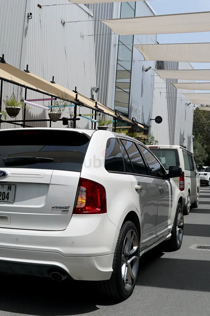 Ford Edge - Image 5