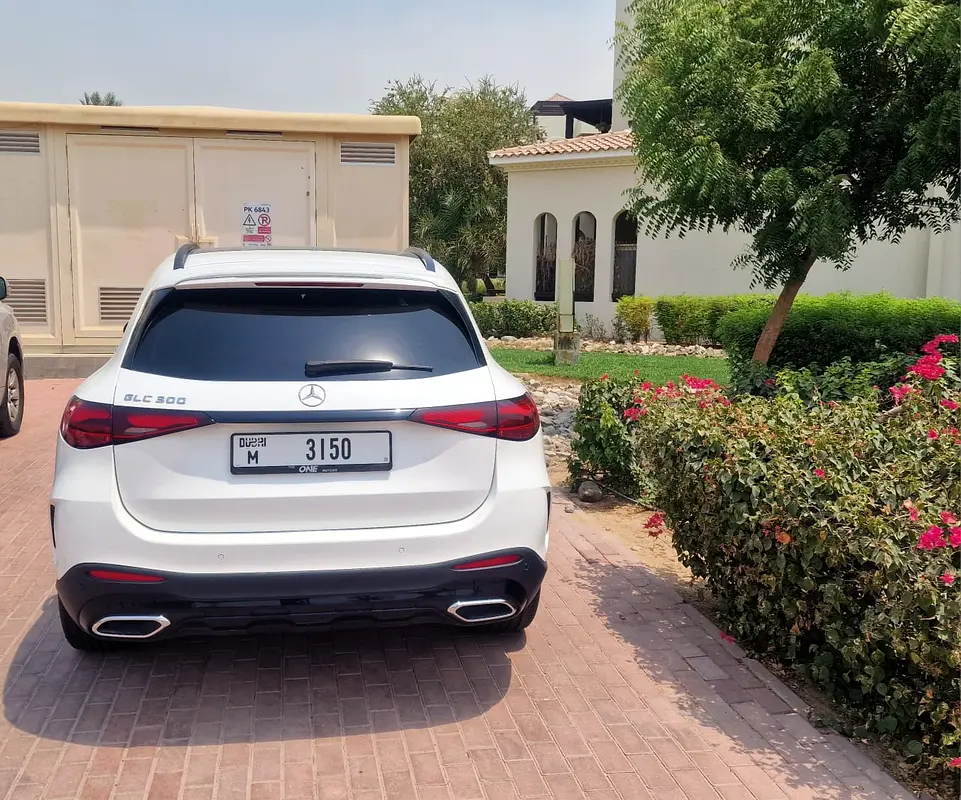 Mercedes-Benz GLC 300 AMG 2023 - GCC/Other Specs - Image 5