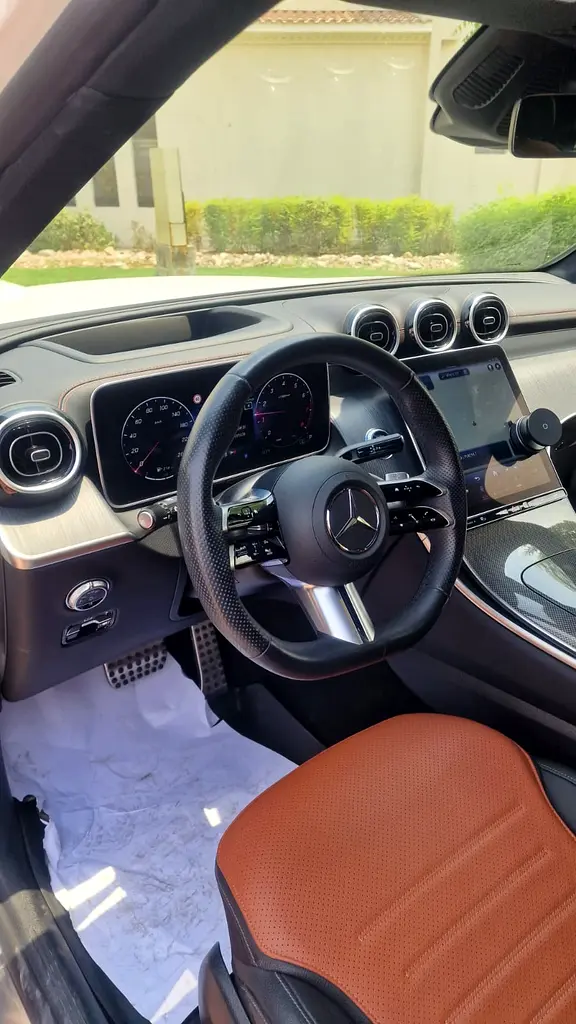 Mercedes-Benz GLC 300 AMG 2023 - GCC/Other Specs - Image 6