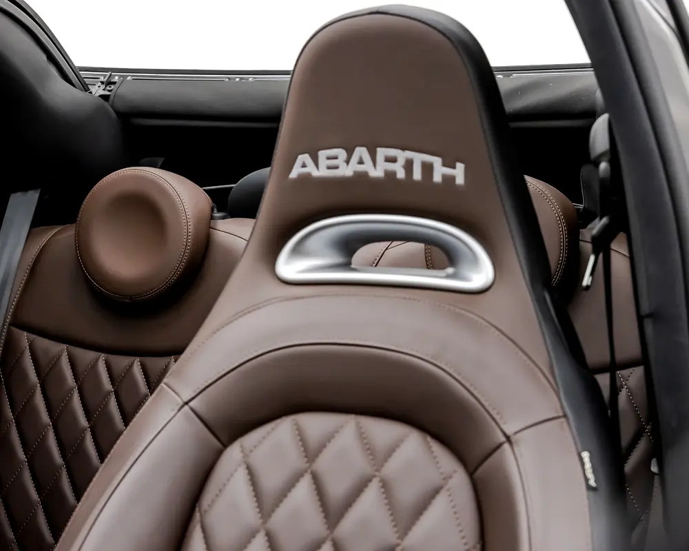 ABARTH 595 CONVERTIBLE - 2023 - GCC - FSH - EXCELLENT CONDITION - Image 16
