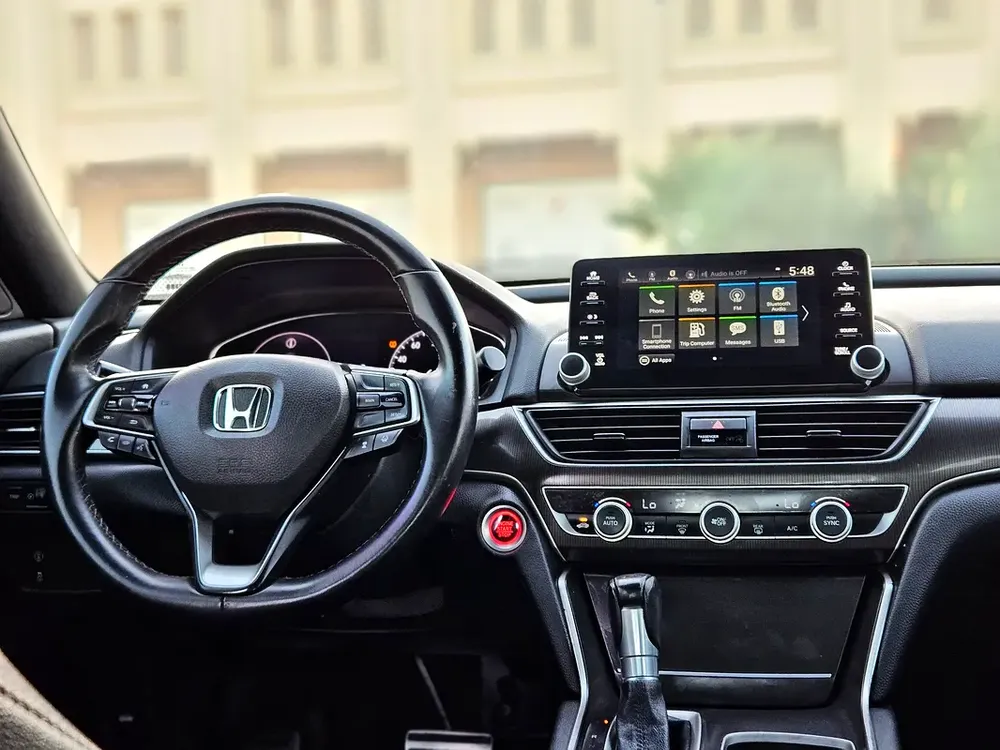 Honda Accord Sport 2020 US Clean Title 4 Cylinder Low KM Car With Navigation - Image 11
