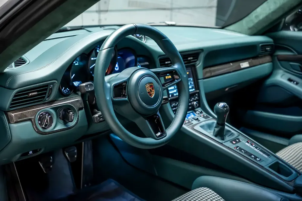 Porsche 911 R  limited edition Carrera 2016 - European Specs - Image 19