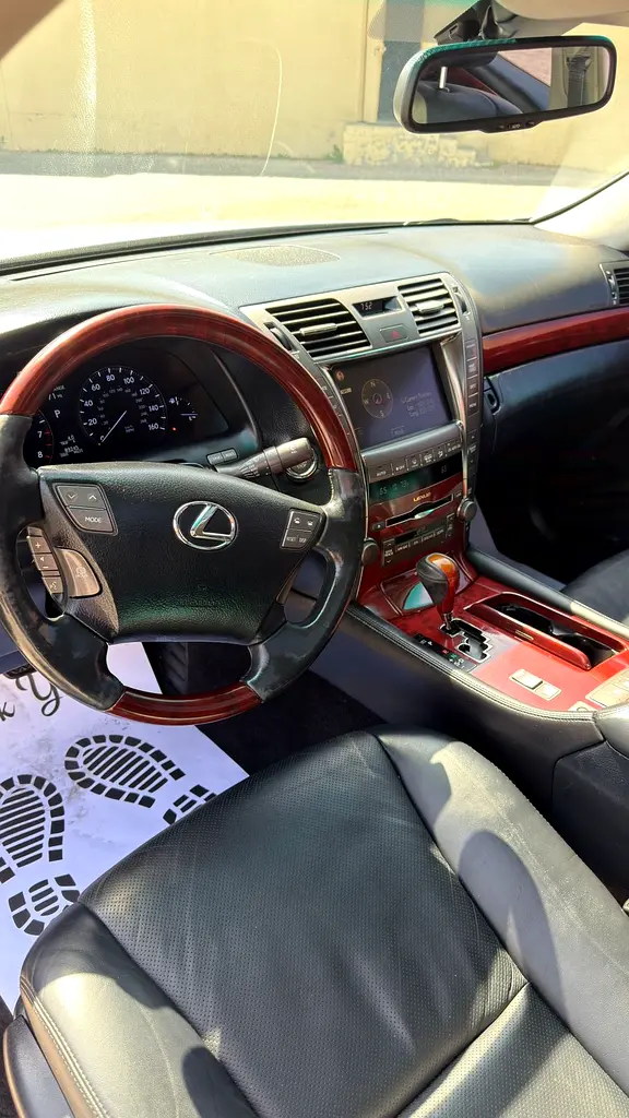 Lexus LS 460, 2008, Korean Specs - Image 9