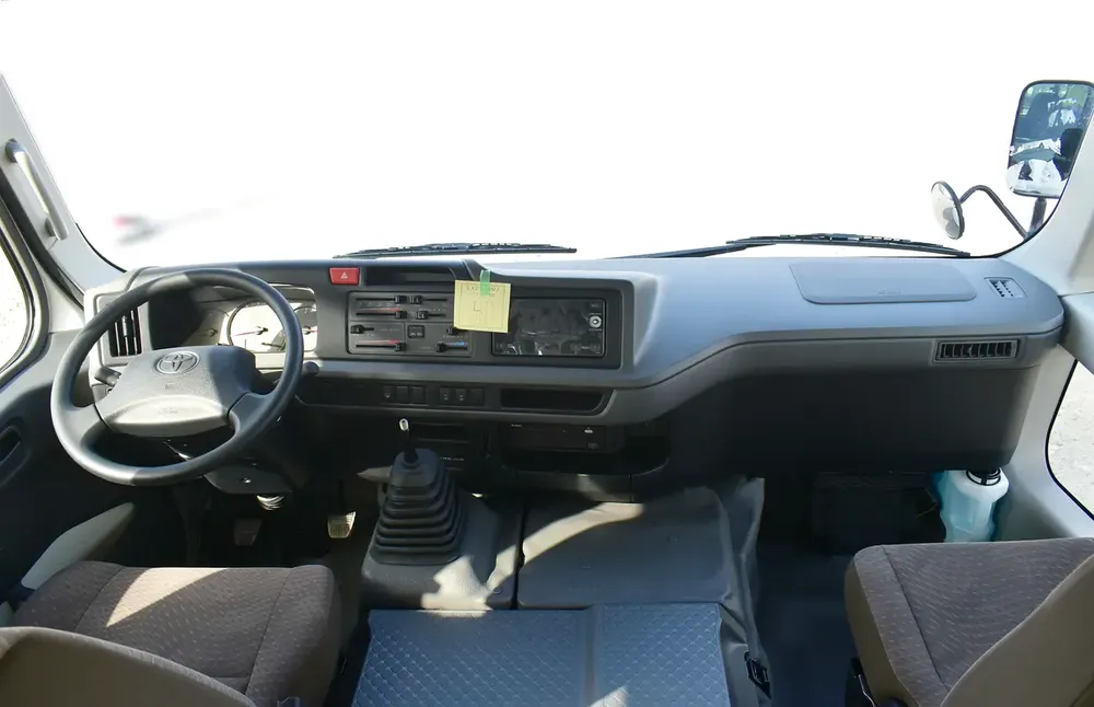 2025 MODEL TOYOTA-COASTER 2.7L PETROL M/T - Image 16