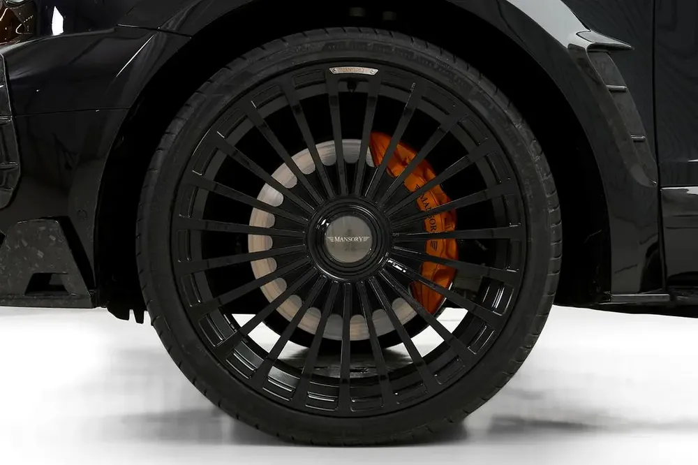 BENTLEY BENTAYGA AZURE, 2023, FULL OPTIONS, EXCELLENT CONDITION - Image 10