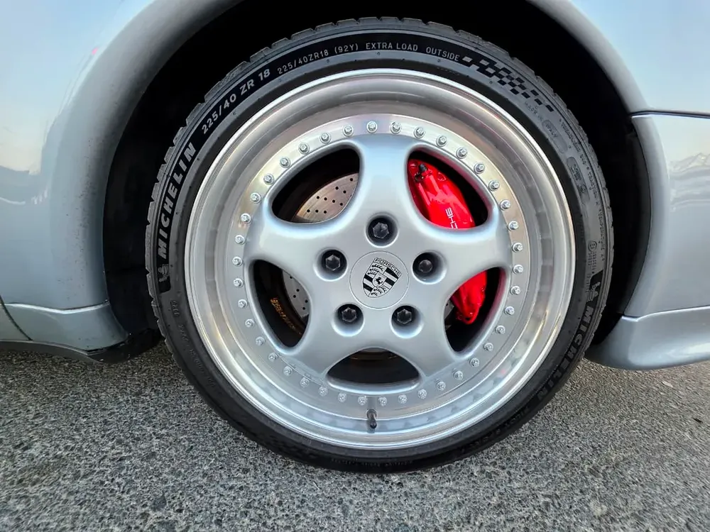 Porsche 911 Carrera 1995 | Classic Air-Cooled 993 | American Specs - Image 18
