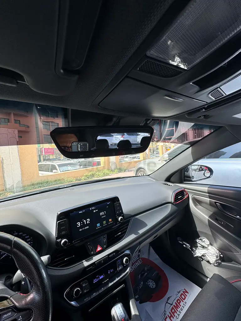2020 Hyundai Elantra  N-Line 1.6 Turbo | Canadian Spec | Sunroof | Low KM | Excellent Condition - Image 4