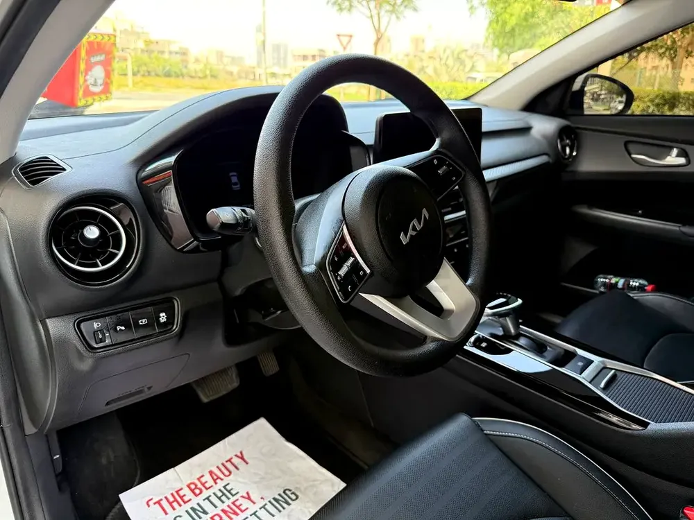 Kia K3 Cerato - Image 10