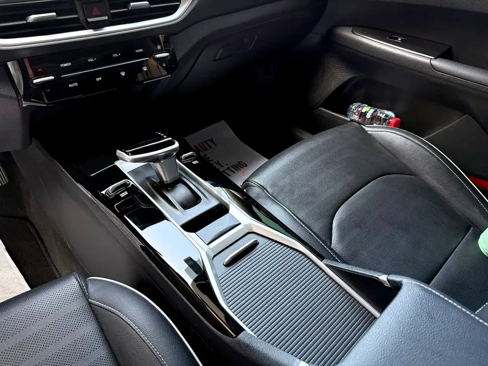 Kia K3 Cerato - Image 9